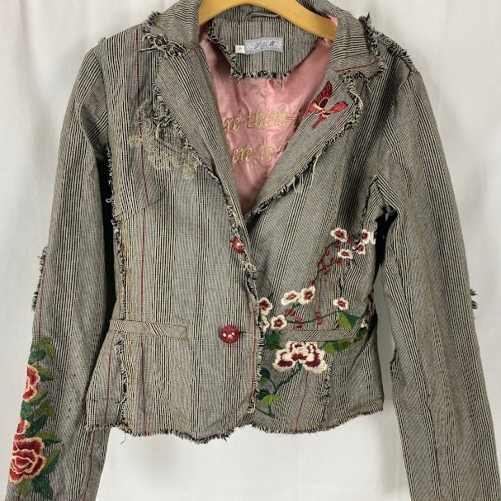 Unique Embellished Striped Blazer Jacket Floral Roses Embroidered Frayed Edges - Picture 4 of 15